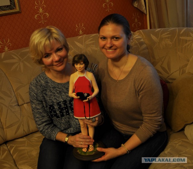 "Привет, ребята! Ну как вы там, в будущем?"