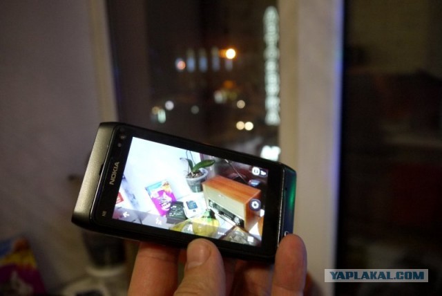 Nokia 808 PureView: обзор первого смартфона с 41-Мп камерой