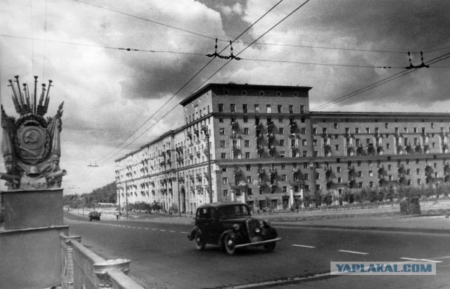 Фотосравнения. Москва 90-е и сейчас