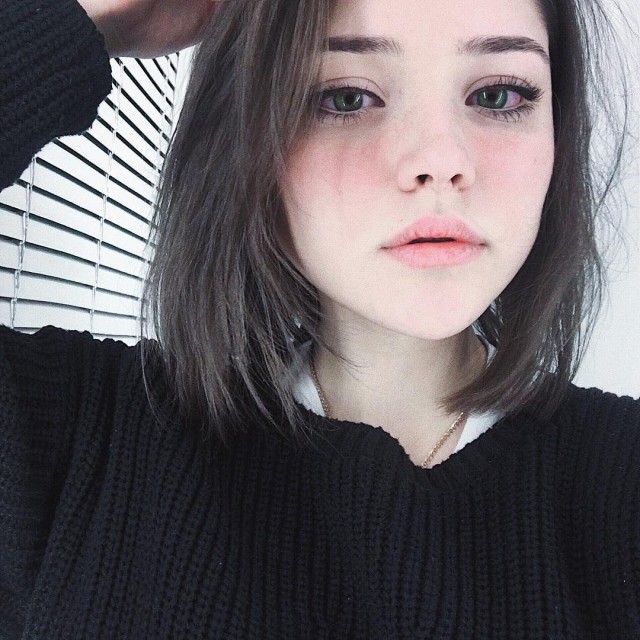Курносые девушки