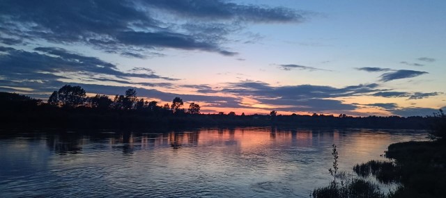 Воскресный вечер на Волге