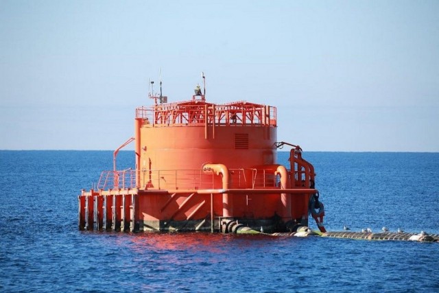 Во время атаки беспилотных катеров был уничтожен причал для погрузки нефти в Новороссийске, принадлежащий международном Каспийскому трубопроводному консорциуму (КТК)