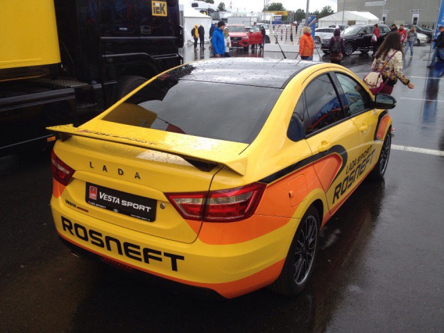 Дубль Лады Веста в чемпионате WTCC