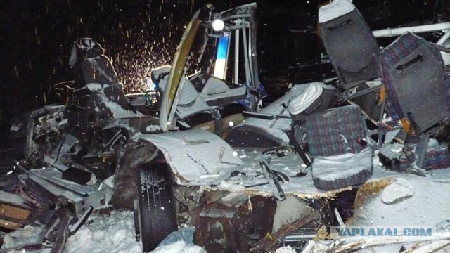 Десять человек погибли в ДТП с автобусом под Ханты-Мансийском