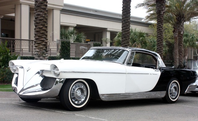 1969 Excalibur Series 1. Автопятница №31