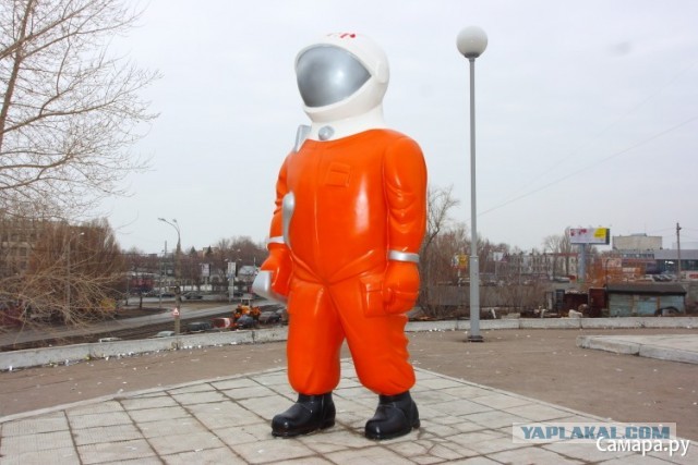 Необычные статуи мира