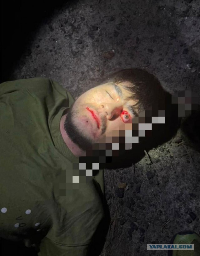 Автомобиль, «Рено», на котором передвигались подозреваемые, был обнаружен ночью в районе дер. Хацунь Карачинского района Брянской области