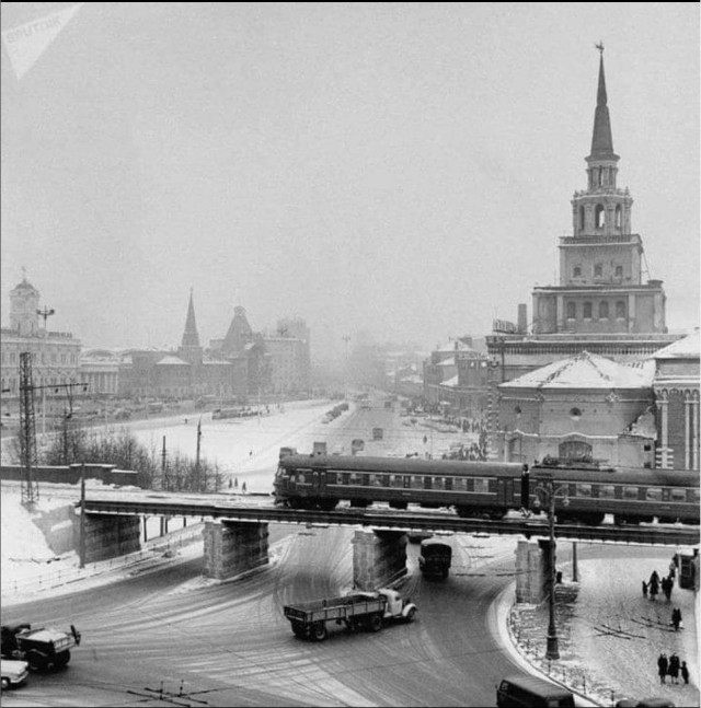 Back in USSR (05.12)