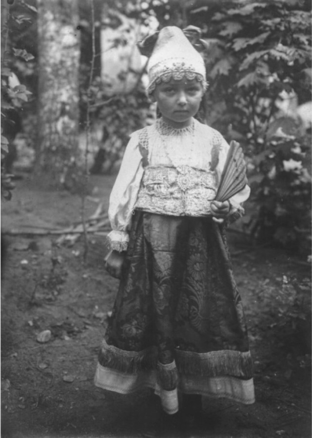 Российская империя в фотографиях. Детство.