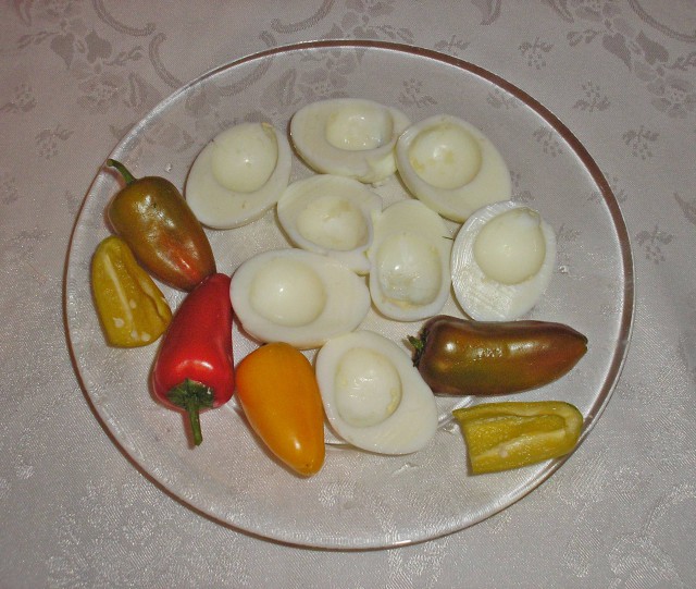 Фуршетный закусочный стол