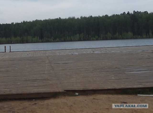Хотела нырнуть с разбегу