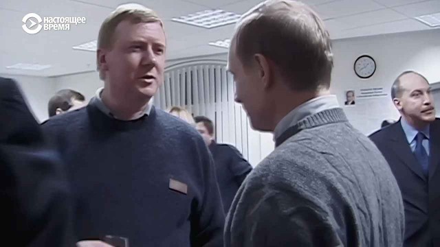 Может Путин иностранный шпион? Судя по тому, что творится в России!
