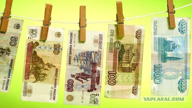 Мужчина забыл сумку с 1,3 млн рублей на самокате в Москве