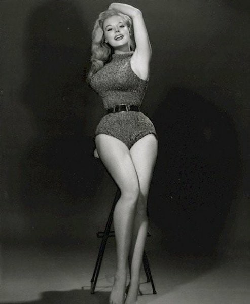 Просто старые фото - №XLVI. Чёрно-белый мир