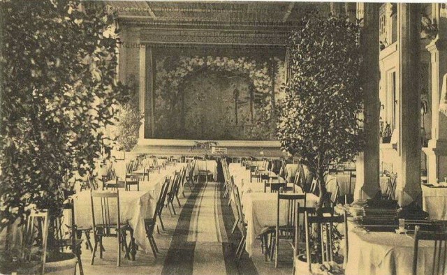 А вы знали, где был первый высотный ресторан в Москве?