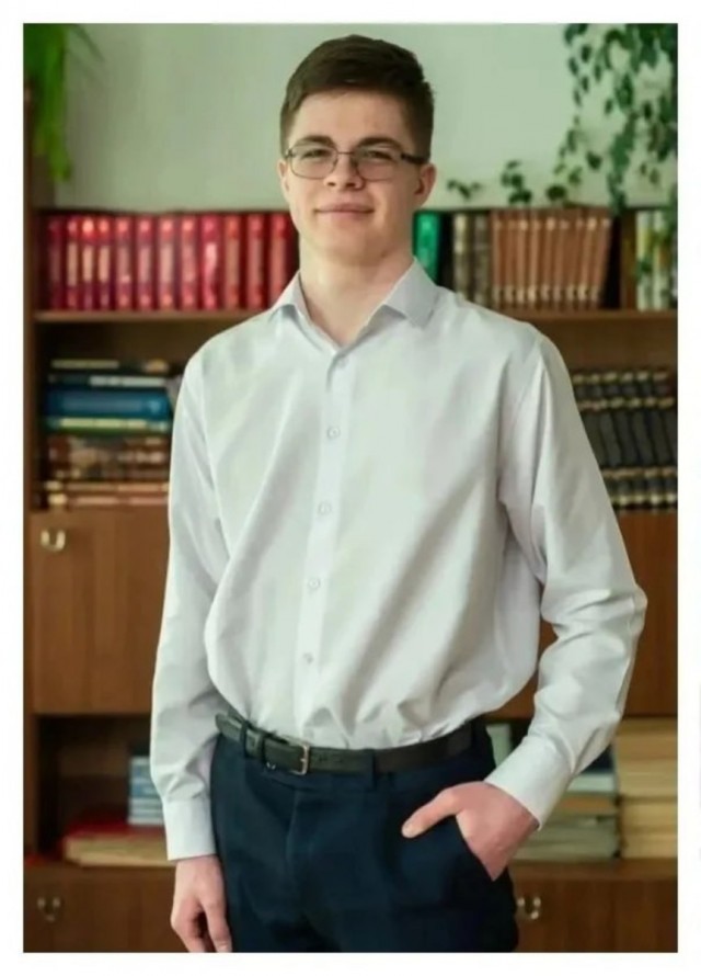 Конкуренты кавказским академикам подрастают!