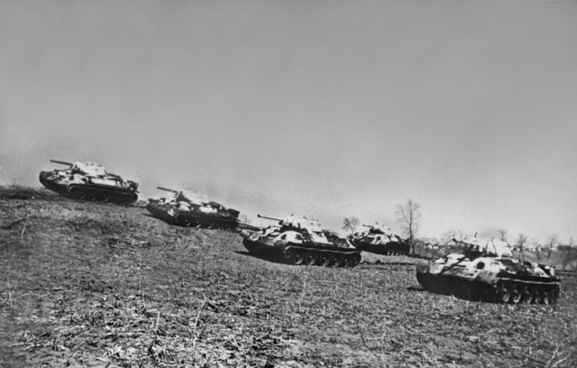 Фотографии второй мировой, многие цветные (фото)