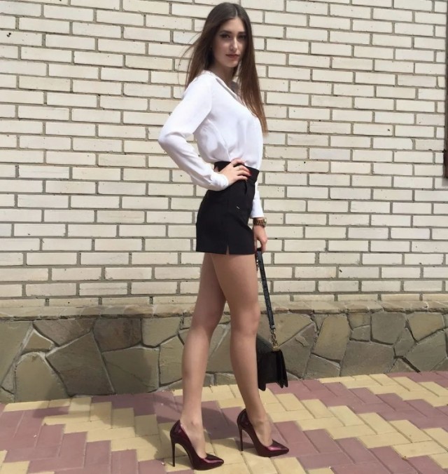 Симпатичные девушки из Сети - 9