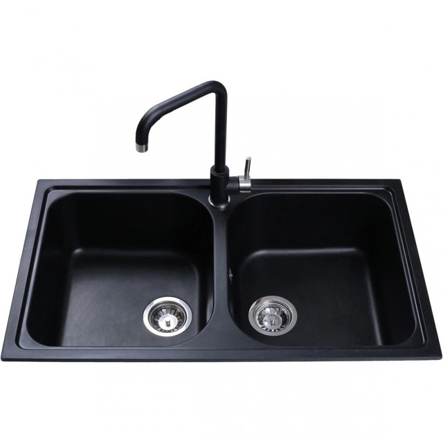 Пакет из Пятерки под мусор — к бедности. Современные, странные приметы, которые нам навязывают...