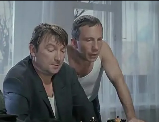 Всю голову сломал