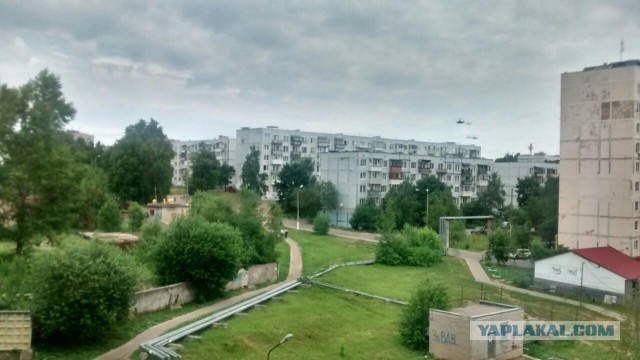 В Артеме истребители показали Шоу для местных жителей