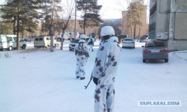 В Бурятии 10-летний мальчик с топором напал на детей, а затем поджег школу