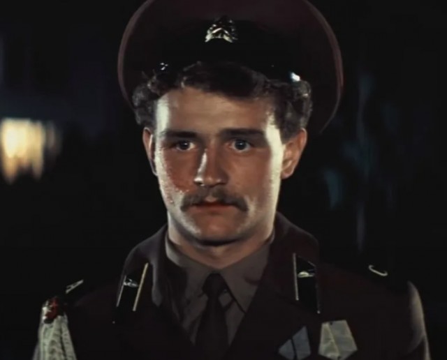 Фильм "Курьер" 1986 год