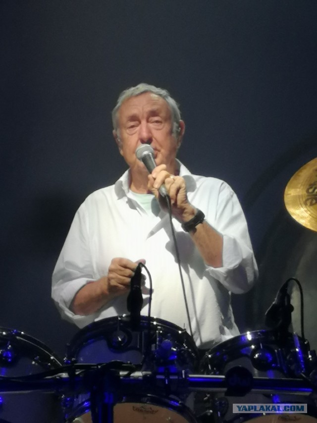 Roger Waters 8:0