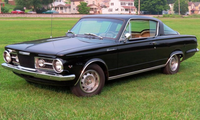 60 лет Plymouth Barracuda