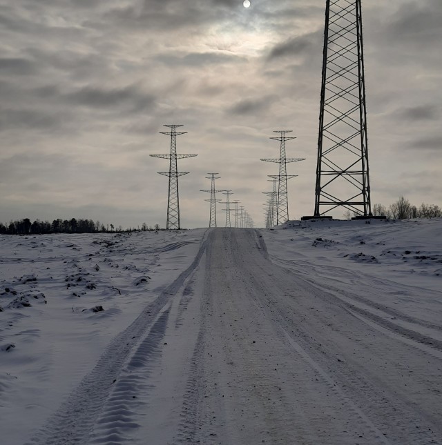 С днем энергетика