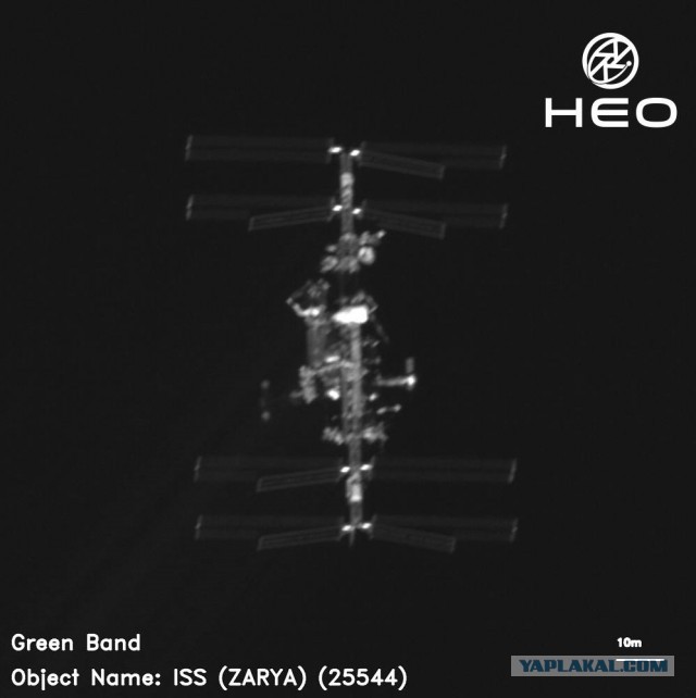 Две пилотируемых станции. Фото.