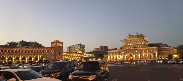 Привет всем, сегодня об Ереване.