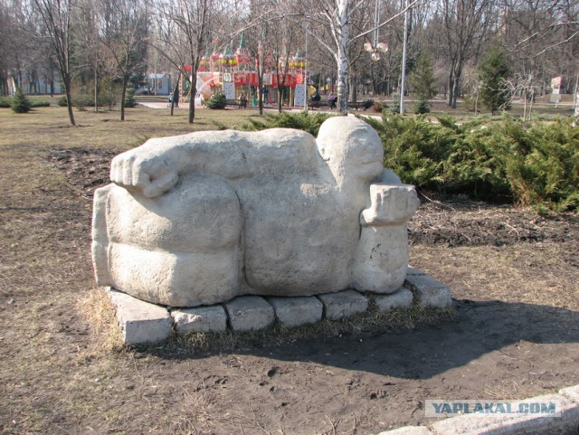 Смешные памятники Харькова