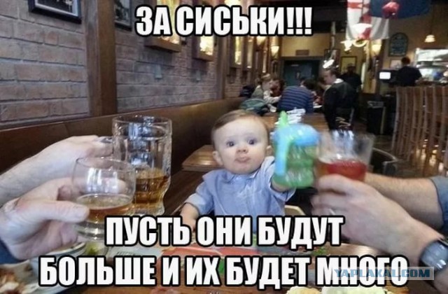 Девушки,которые забыли надеть бюстгальтер