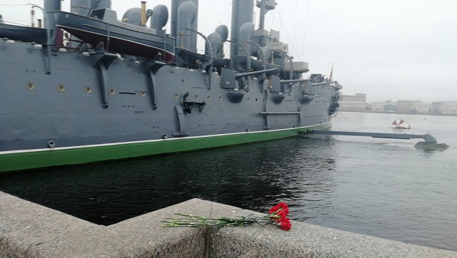 Что тебе снится, Крейсер "Аврора"?