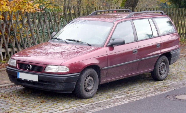 Рекорд скорости на OPEL ASTRA 304 км/ч