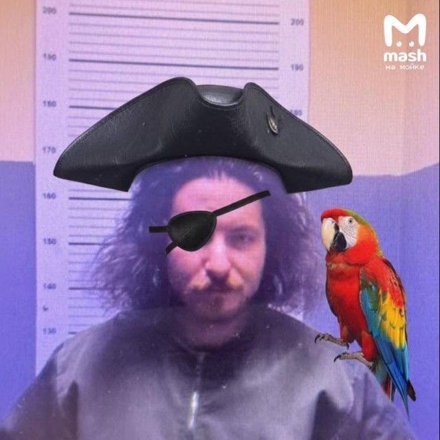 Кучерявый пират обокрал продуктовый в Петергофе на йохохо и две бутылки рома