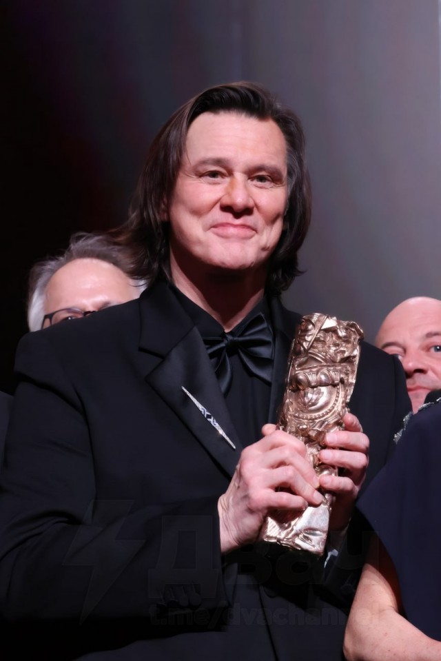 Эпштейн не перестаёт удивлять