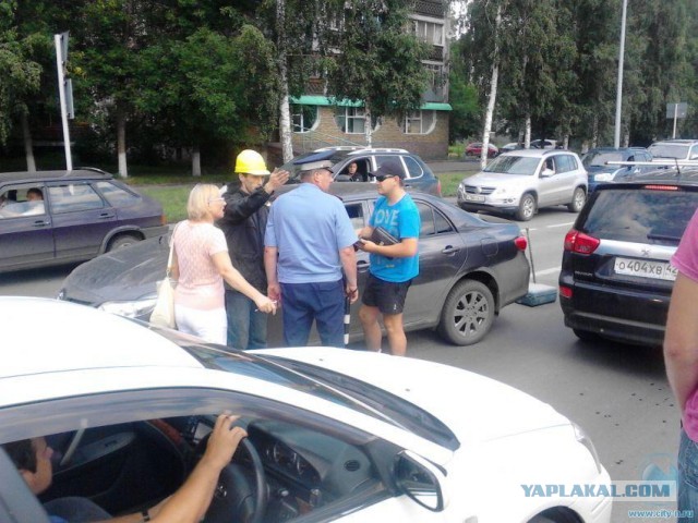 Воин на дороге.