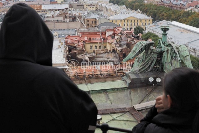 Сгоревший особняк Миллера с высоты Исаакиевского собора.