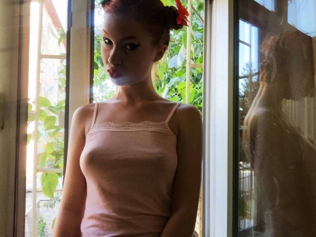 Несложно найти у этих девушек что-то общее