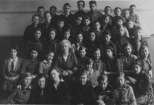 Я ведь умру, умру, а так хочется жить, уехать, жить, жить!Блокадный дневник Юры Рябинкина.