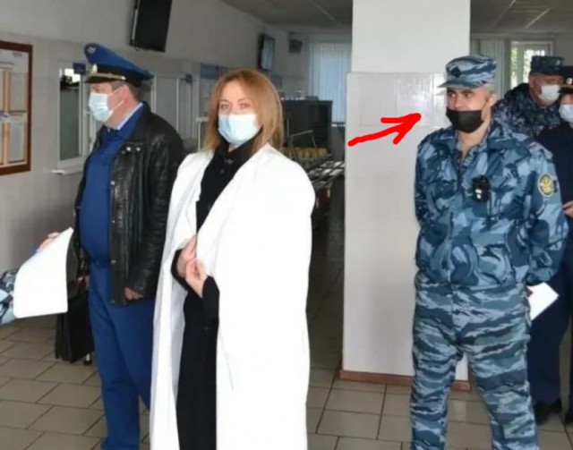 Незадолго до появления в сети тех видосов из саратовской тюремной туберкулёзной больницы, учреждение посетила уполномоченный по правам человека в Саратовской области Надежда Сухова