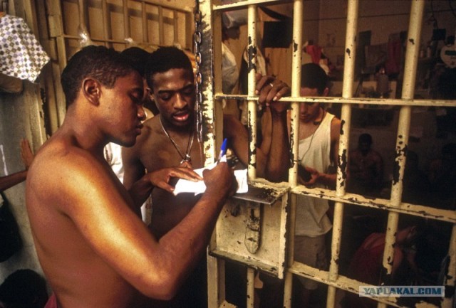 Фотоправда про бразильские тюрьмы