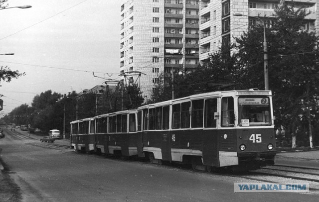 Городской трудяга стальных магистралей