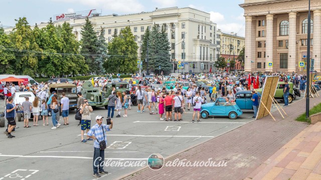 Покатушки на 24-й Волге в город суровых мужчин. Фестиваль "Машина времени"