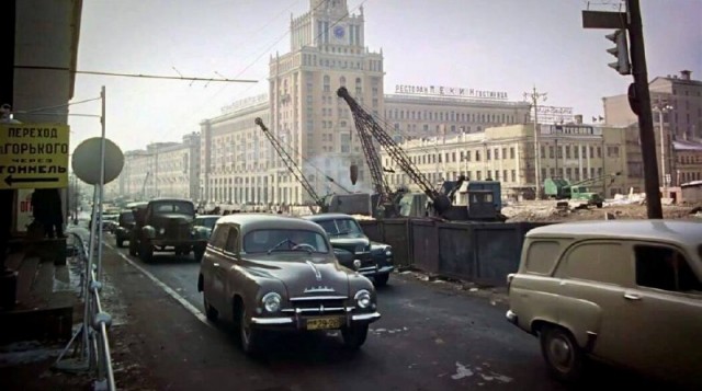 Москва и москвичи. Двадцатый век. 02.09.25