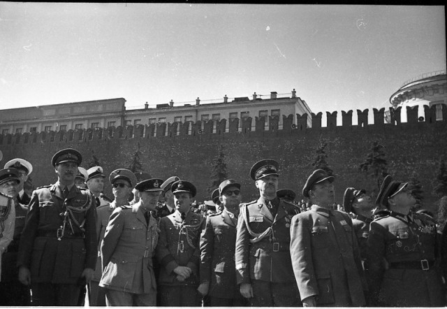 Военный парад весна 1951 года. Часть 2.