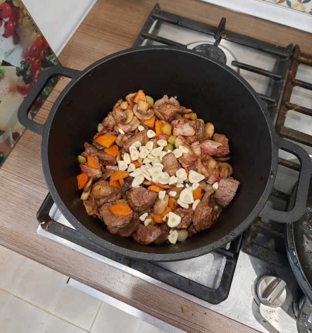 Говядина по-бургундски