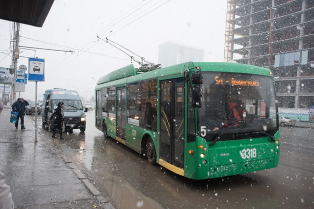 В Мариуполе запущены первые троллейбусы